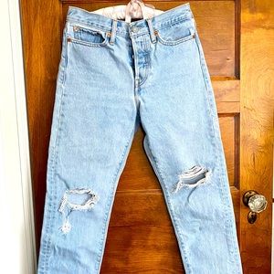 Levi’s Size 27 Wedgie Straight Jean